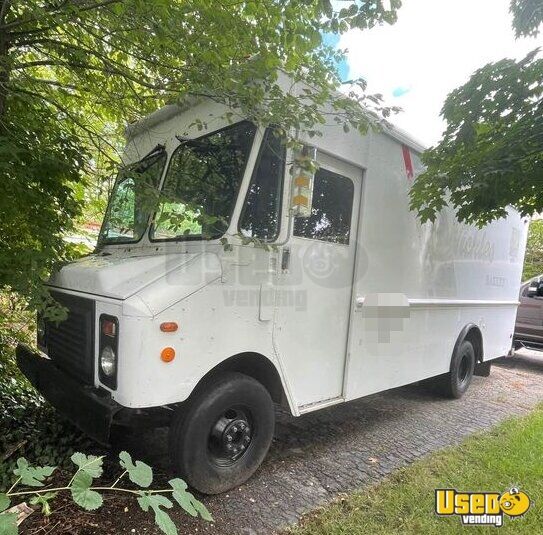 Used Chevrolet P 30 Diesel Step Van Empty Truck for Mobile