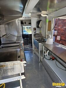 1991 P30 All-purpose Food Truck Exterior Customer Counter Kentucky Gas Engine for Sale