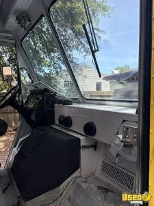 1991 P30 All-purpose Food Truck Pro Fire Suppression System Missouri Gas Engine for Sale