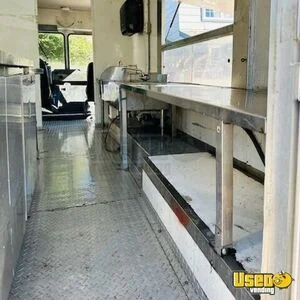 1991 P30 All-purpose Food Truck Work Table Oklahoma Gas Engine for Sale
