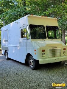 1991 P30 Food Truck All-purpose Food Truck Air Conditioning Tennessee Gas Engine for Sale