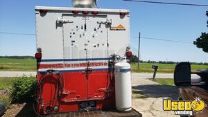 1991 P30 Food Truck All-purpose Food Truck Spare Tire Ohio Gas Engine for Sale