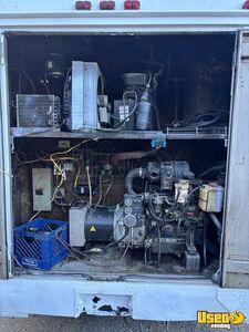 1991 P30 Ice Cream Truck Ice Cream Truck Electrical Outlets Louisiana Gas Engine for Sale