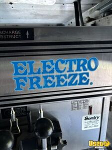 1991 P30 Ice Cream Truck Ice Cream Truck Fire Extinguisher Louisiana Gas Engine for Sale
