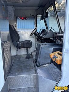 1991 P30 Ice Cream Truck Ice Cream Truck Insulated Walls Louisiana Gas Engine for Sale