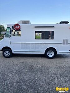 1991 P30 Ice Cream Truck Ice Cream Truck Louisiana Gas Engine for Sale