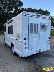 1991 P30 Ice Cream Truck Ice Cream Truck Stainless Steel Wall Covers Louisiana Gas Engine for Sale