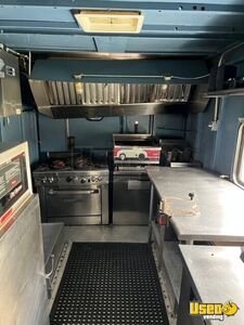 1991 P30 Kitchen Food Truck All-purpose Food Truck Propane Tank Pennsylvania Gas Engine for Sale