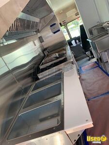 1991 P30 Kitchen Food Truck All-purpose Food Truck Stovetop Colorado Gas Engine for Sale