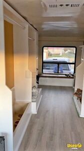 1991 P30 Mobile Boutique Truck Interior Lighting Tennessee Gas Engine for Sale