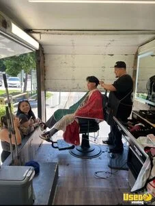1991 P30 Mobile Hair & Nail Salon Truck Transmission - Automatic California Gas Engine for Sale