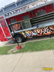 1991 P30 Step Van All-purpose Food Truck All-purpose Food Truck Concession Window Texas Gas Engine for Sale