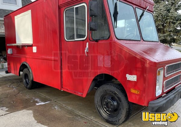 1991 P30 Step Van Kitchen Food Truck All-purpose Food Truck Indiana Gas Engine for Sale