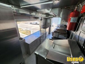 1991 P30 Step Van Kitchen Food Truck All-purpose Food Truck Propane Tank Florida Gas Engine for Sale