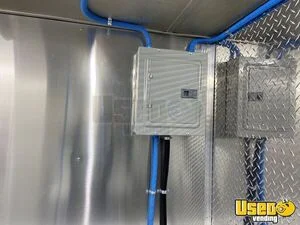1991 Workhorse P30 Step Van Kitchen Food Truck New Build Food Truck 18 Indiana for Sale