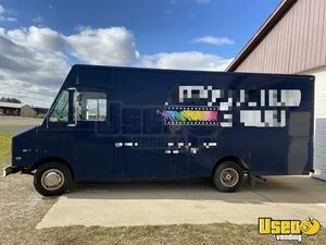 1991 Workhorse P30 Step Van Kitchen Food Truck New Build Food Truck Concession Window Indiana for Sale