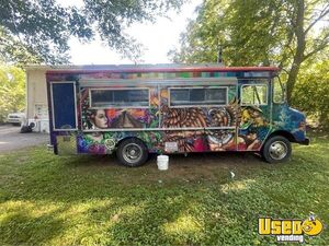 1992 All-purpose Food Truck Concession Window Tennessee Gas Engine for Sale