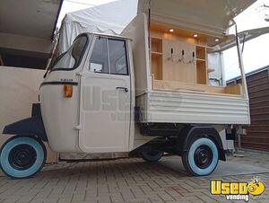 1992 Ape P501 Coffee & Beverage Truck Awning Indiana Gas Engine for Sale
