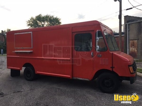1992 Chevy P30 All-purpose Food Truck Ohio Gas Engine for Sale