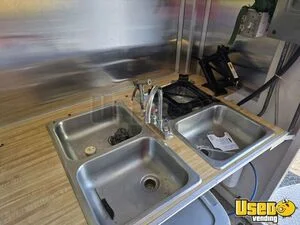 1992 Concession Trailer Concession Trailer Diamond Plated Aluminum Flooring Tennessee for Sale