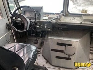 1992 Grumman Kurbmaster Stepvan Electrical Outlets Maryland Diesel Engine for Sale