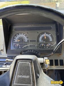 1992 P-30 All-purpose Food Truck 42 Michigan Gas Engine for Sale