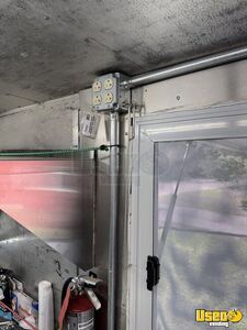 1992 P-30 All-purpose Food Truck Electrical Outlets Michigan Gas Engine for Sale