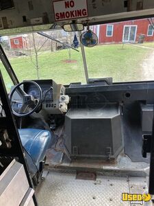 1992 P-30 All-purpose Food Truck Exhaust Hood Michigan Gas Engine for Sale