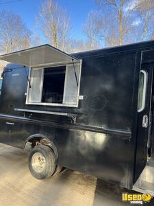 1992 P-30 All-purpose Food Truck Exterior Customer Counter Michigan Gas Engine for Sale