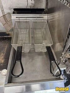 1992 P-30 All-purpose Food Truck Hot Water Heater Michigan Gas Engine for Sale