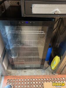 1992 P-30 All-purpose Food Truck Reach-in Upright Cooler Michigan Gas Engine for Sale