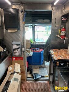 1992 P-30 All-purpose Food Truck Stainless Steel Wall Covers Michigan Gas Engine for Sale