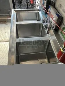 1992 P-30 All-purpose Food Truck Stock Pot Burner Michigan Gas Engine for Sale