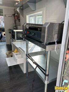 1992 P30 All-purpose Food Truck Backup Camera Massachusetts Gas Engine for Sale