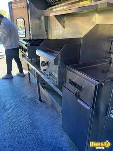 1992 P30 All-purpose Food Truck Diamond Plated Aluminum Flooring Washington for Sale