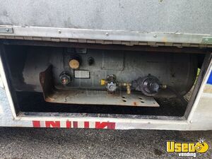 1992 P30 All-purpose Food Truck Pro Fire Suppression System Wisconsin Diesel Engine for Sale