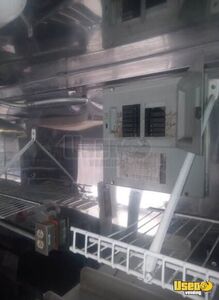 1992 P30 All-purpose Food Truck Work Table Ohio Diesel Engine for Sale