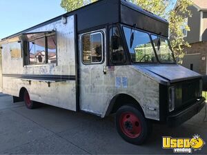 1992 P30 Kitchen Food Truck All-purpose Food Truck Missouri Diesel Engine for Sale