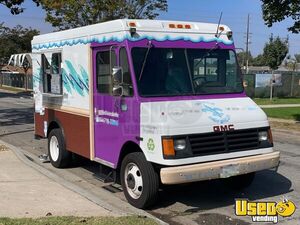 1992 P30 Shaved Ice Truck Snowball Truck Concession Window California Gas Engine for Sale