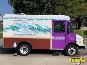 1992 P30 Shaved Ice Truck Snowball Truck Stainless Steel Wall Covers California Gas Engine for Sale