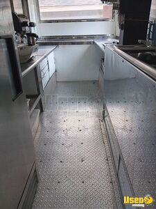 1992 P30 Stepvan Coffee Truck Coffee & Beverage Truck Exterior Customer Counter Texas Gas Engine for Sale