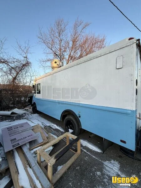 1992 P30 Taco Food Truck Illinois Diesel Engine for Sale