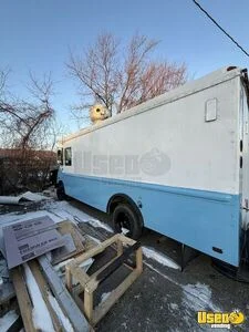 1992 P30 Taco Food Truck Illinois Diesel Engine for Sale