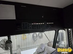 1992 P30 Van Ice Cream Truck Additional 7 Minnesota Gas Engine for Sale