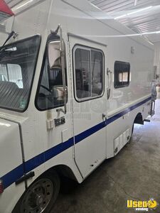 1992 P30 Van Ice Cream Truck Air Conditioning Minnesota Gas Engine for Sale