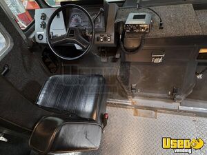 1992 P30 Van Ice Cream Truck Awning Minnesota Gas Engine for Sale