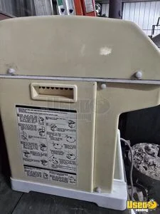 1992 P30 Van Ice Cream Truck Electrical Outlets Minnesota Gas Engine for Sale