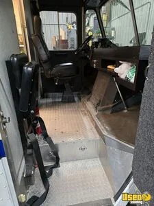 1992 P30 Van Ice Cream Truck Exterior Customer Counter Minnesota Gas Engine for Sale
