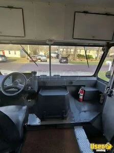 1992 P32 All-purpose Food Truck Exterior Customer Counter Kansas Gas Engine for Sale