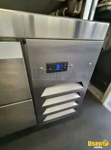 1992 P32 All-purpose Food Truck Food Warmer Kansas Gas Engine for Sale